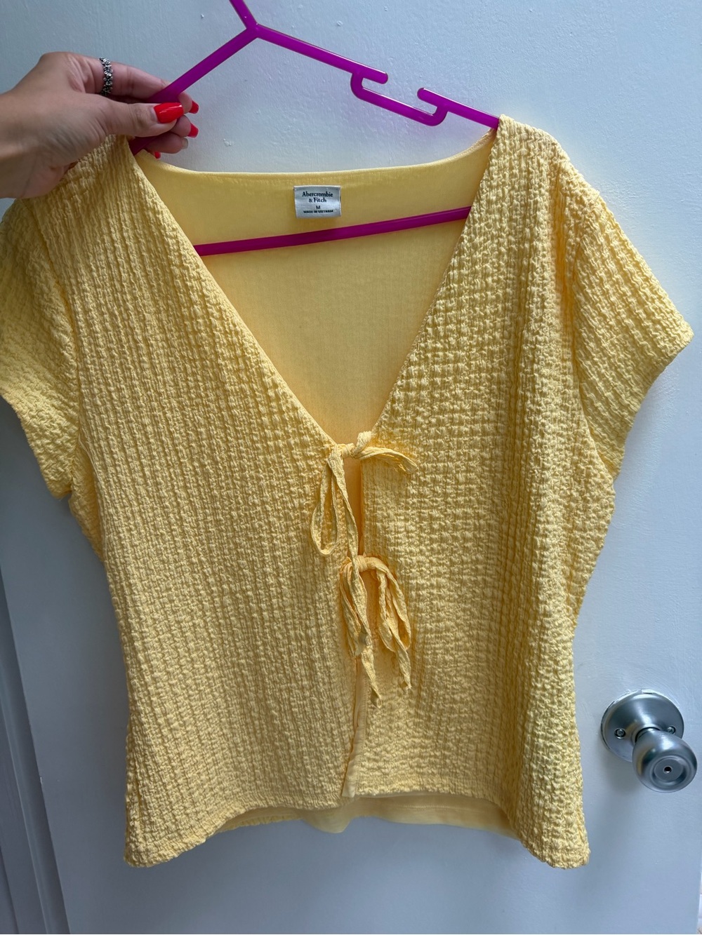 Abercrombie & Fitch Yellow Textured Tie-Front Short Sleeve Top